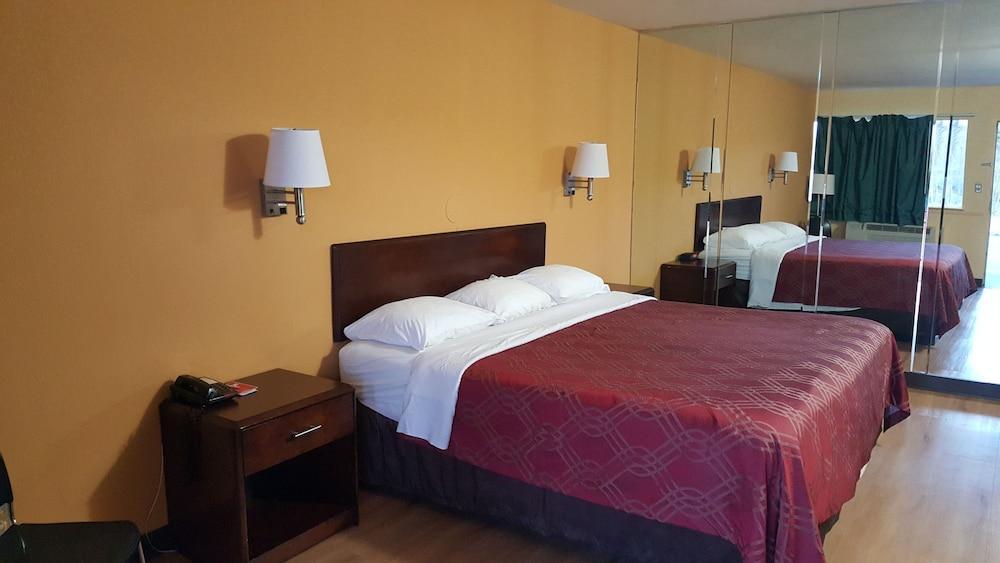 Econo Lodge Near Bluefield College Εξωτερικό φωτογραφία