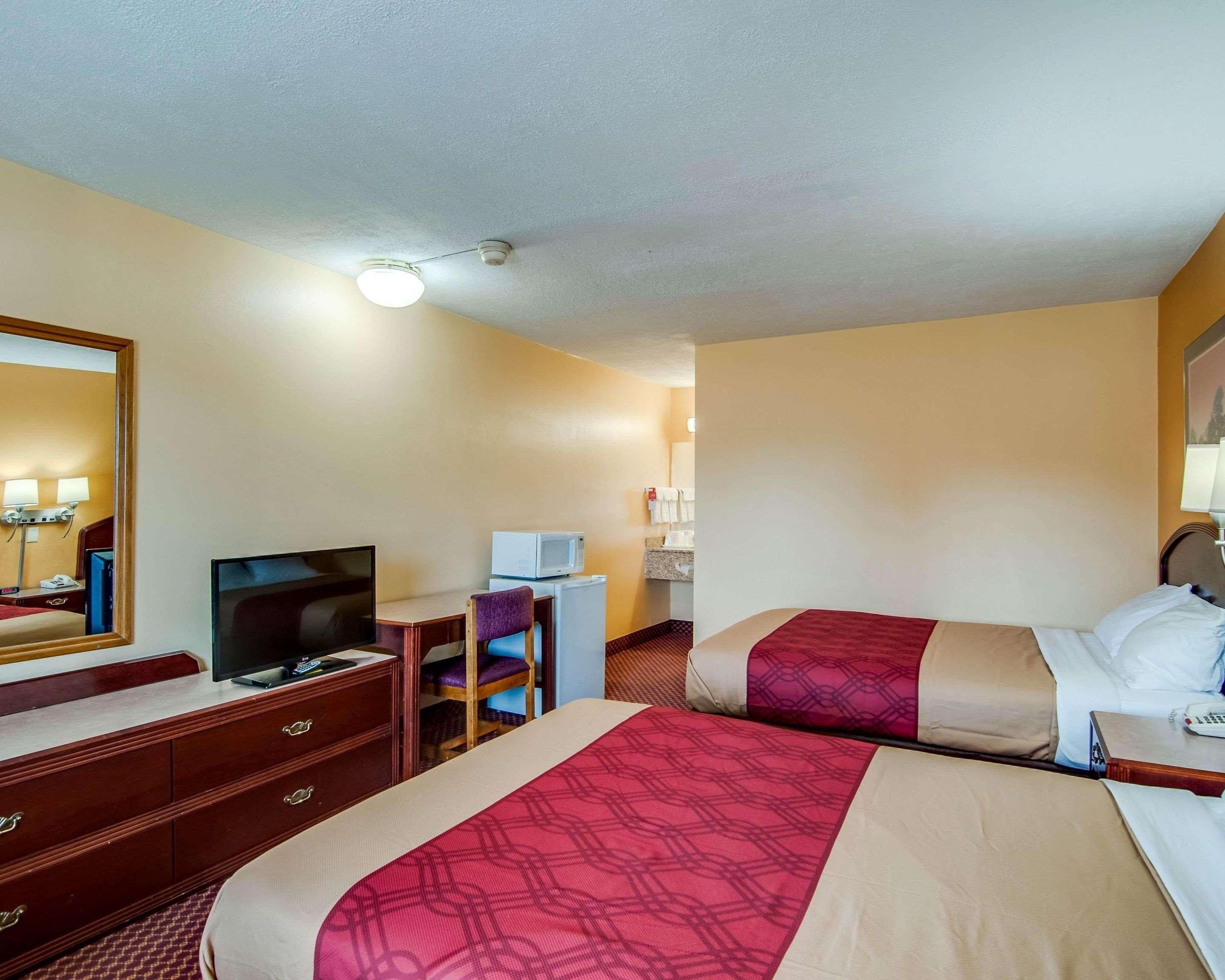 Econo Lodge Near Bluefield College Εξωτερικό φωτογραφία