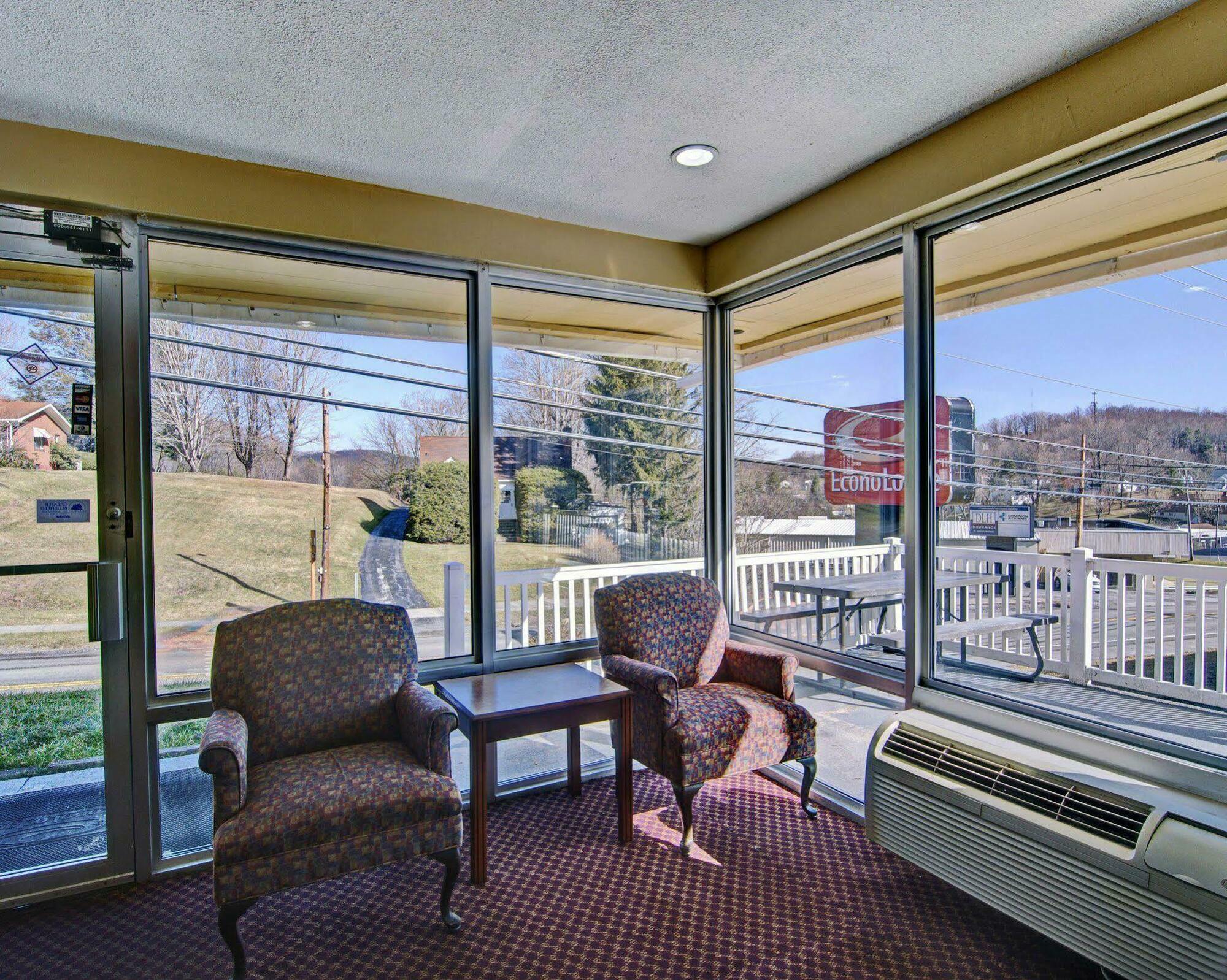 Econo Lodge Near Bluefield College Εξωτερικό φωτογραφία